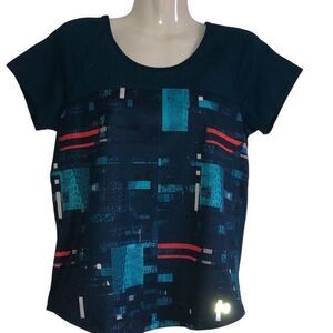 Under‎ Armour Open Back Heat Gear Geometric Print Top Size Medium